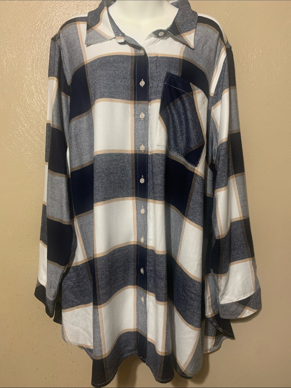 Torrid 3X Navy, Gold White Plaid Button-Up Shirt Pocket NWT $66